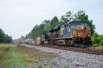 CSX 775 leads I138 (Jacksonville to Charlotte) north at Folkston 